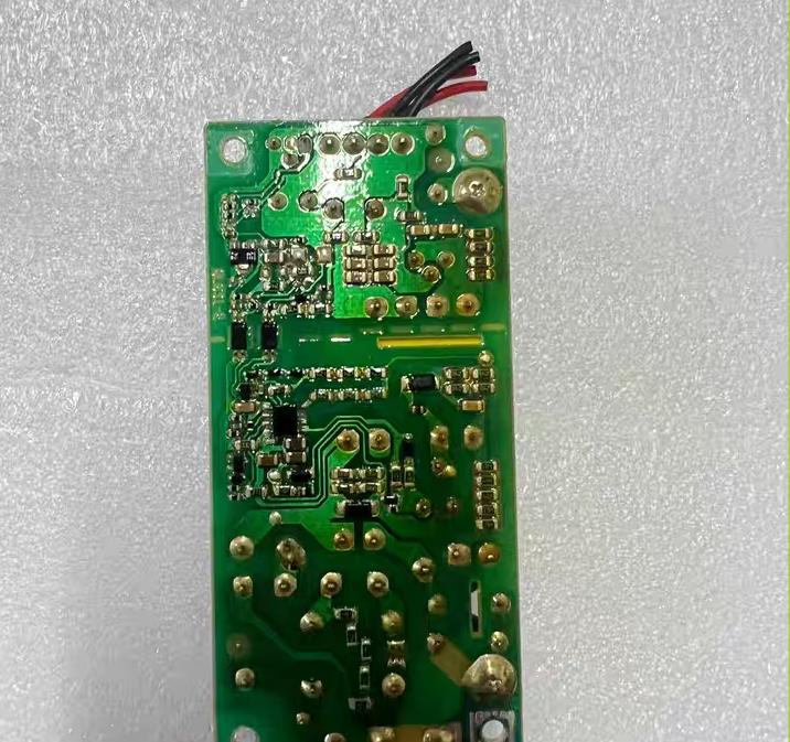 COSEL LFA30F-5-SNCY        AC100-240      5V 6A    11CM  5CM                                                                                   PLC                   B