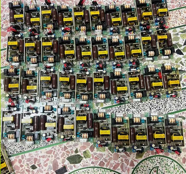 COSEL LFA30F-5-SNCY        AC100-240      5V 6A    11CM  5CM                                                                       PLC                   B