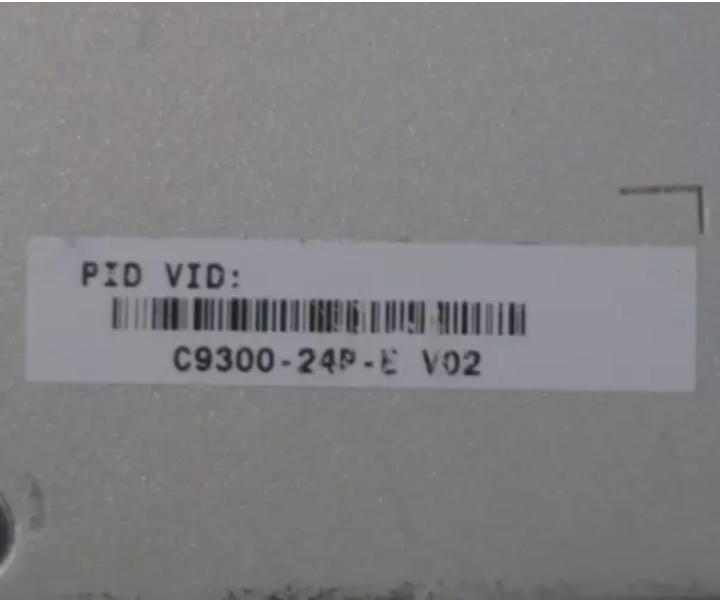 C9300-24P-E C9300-NM-8X RJ45