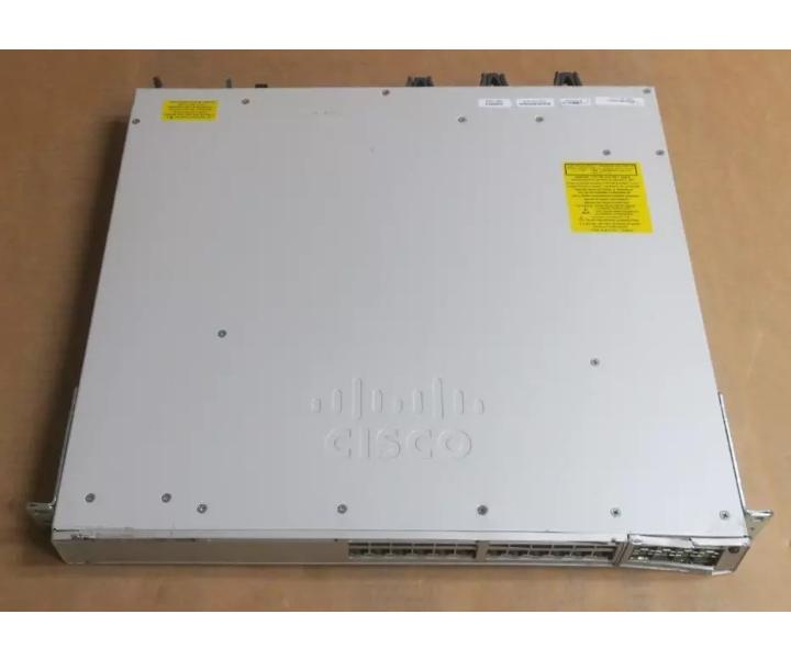 C9300-24P-E C9300-NM-8X RJ45