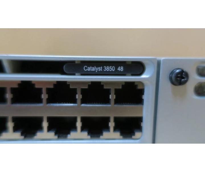 WS-C3850-48T-S 48-Port RJ45 2xPS