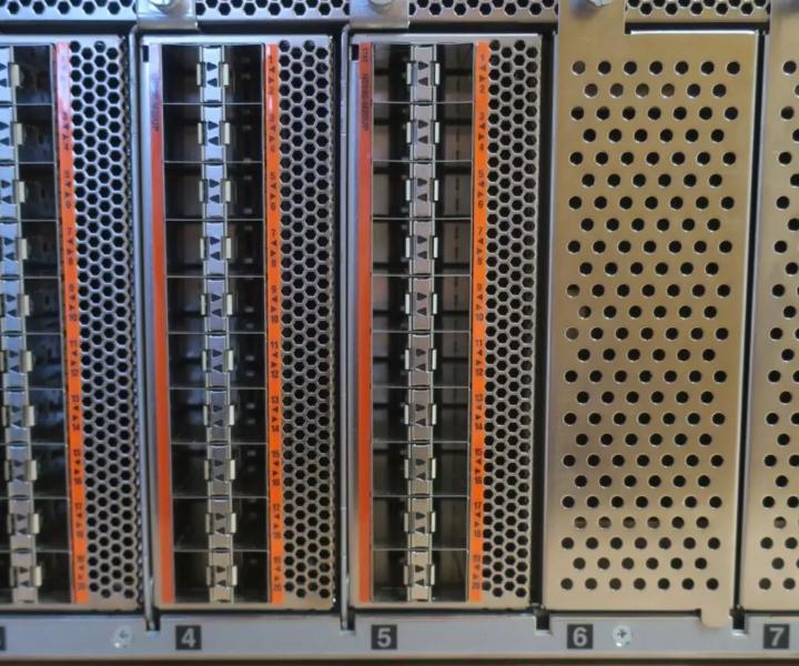 N5K-C5696Q N5696-M20UP C5696Q 20Port 10GbE