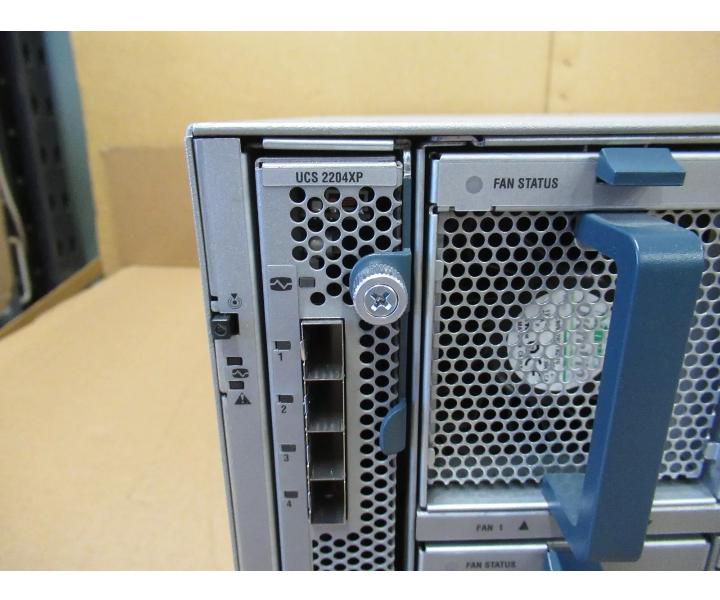 UCS-IOM-2204XP 4xPSU