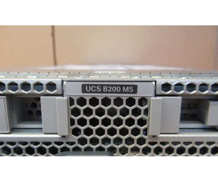 24-DIMM UCSB-MRAID12G UCSB-B200-M5 B200