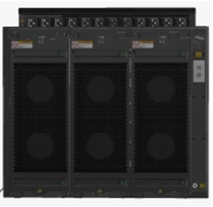 CloudEngine 16800 Series Data Center Switches with Large Capacity for the AI era CE 16808