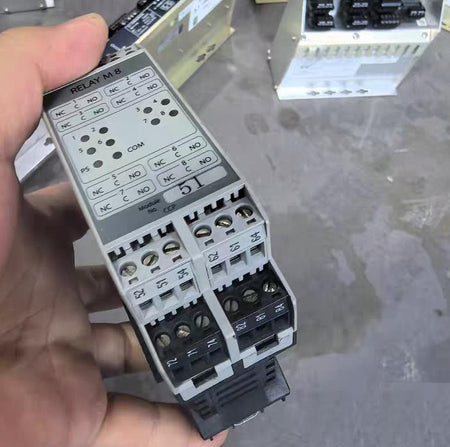 Consilium RELAY M8