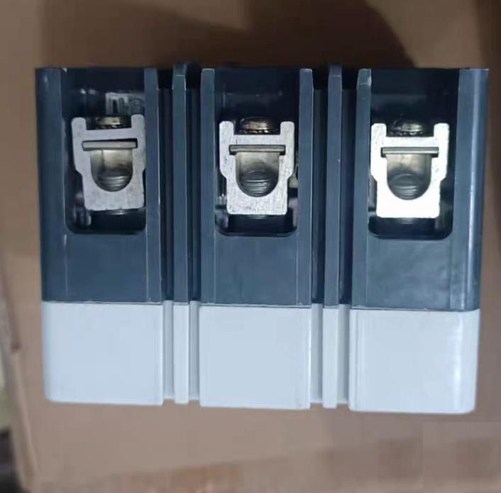 Cutler-Hammer HMCP003A0 600 x1-3