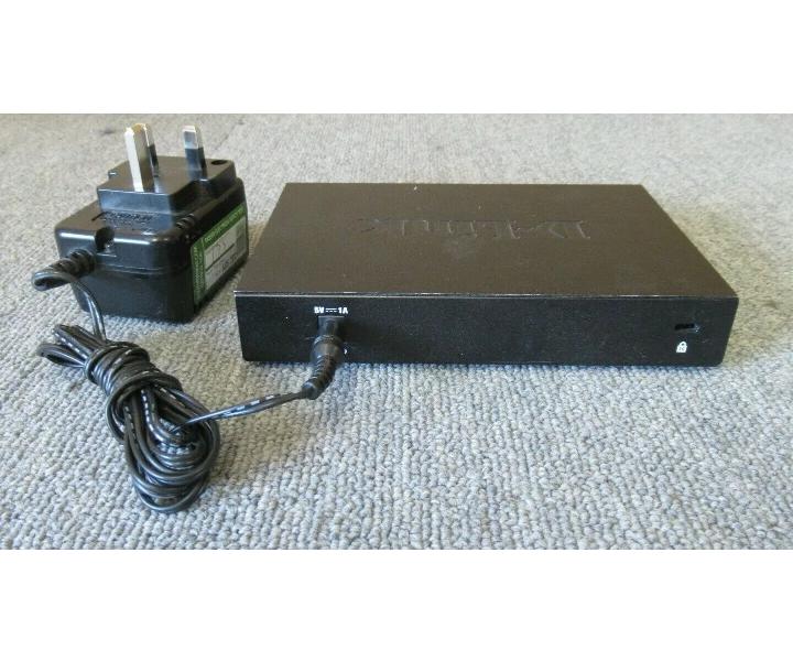 D-Link DES-108 100Base-TX