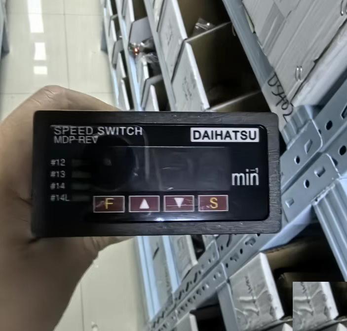 DAIHATSU MDP-REVD 24Vdc LCD 10 4-20mA