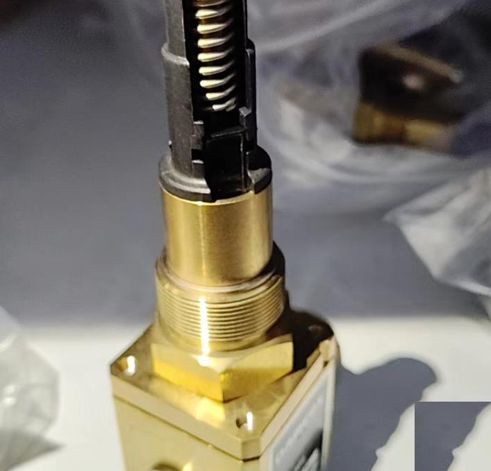 DAMCOS DPI 160B4174