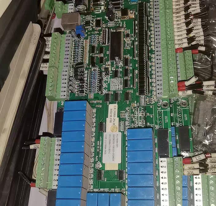 DM103A V100 F18M