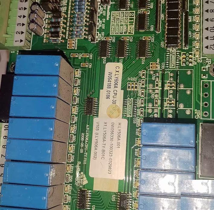 DM103A V100 F18M