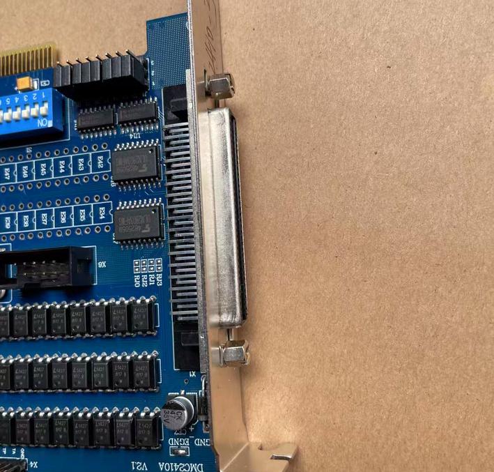 DMC2410A