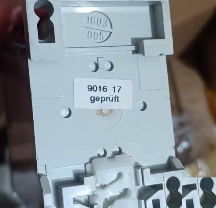 DOLD AI 905 82 AC220V 3 AI 905 81 AC220V 2 5 230