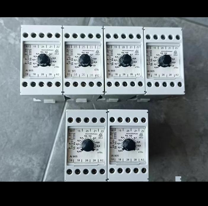 DOLD AI 905 82 AC220V 3 AI 905 81 AC220V 2 5 230