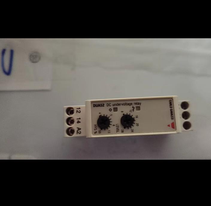 DUA52C724 12-24VDC 1 5W 5A 250VAC 240VAC 24VDC IP20