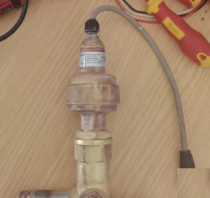 Danfoss ETS400 034G3500 12V 34bar