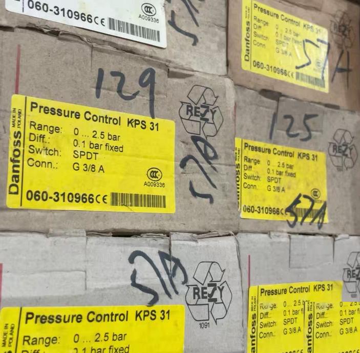Danfoss KPS 31 060-310966 0-2 5bar SPDT G3 8