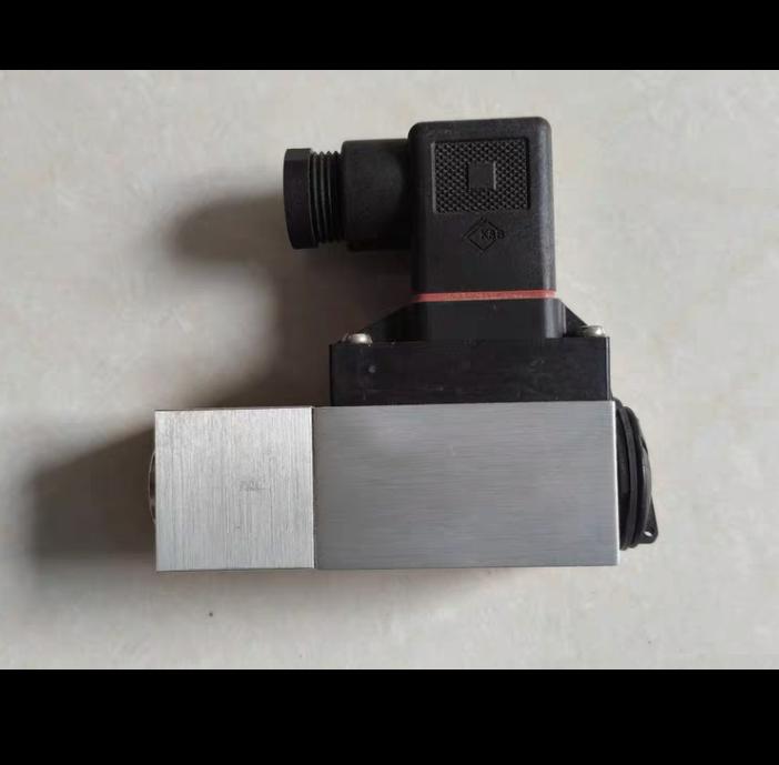 Danfoss MBC5100 1211-1DB04 061B001266 CE IP65 AC15 0 5A 250V DC13 12W 125V 3bar 150bar