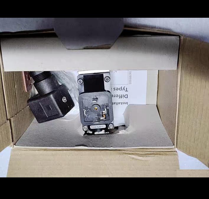 Danfoss MBC5180 2031-1DB04 0-0 3 5bar ON OFF AC15 DC13 IP65