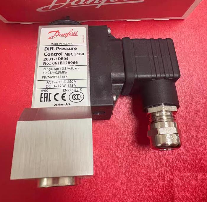 Danfoss MBC5180 2031-3DB04 061B128966 0 3 5bar 0 03 0 5MPa 45bar