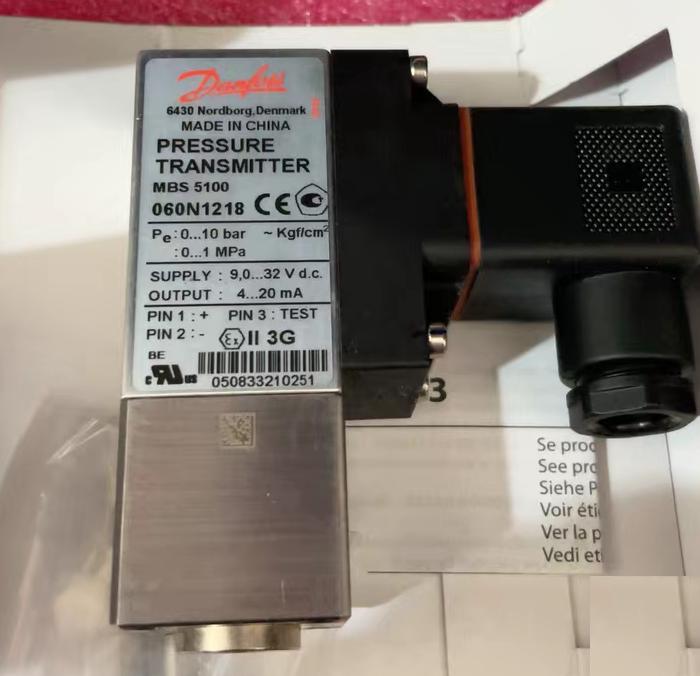 Danfoss MBS5100 060N1218 0-10bar 4-20mA G1 4 Flange