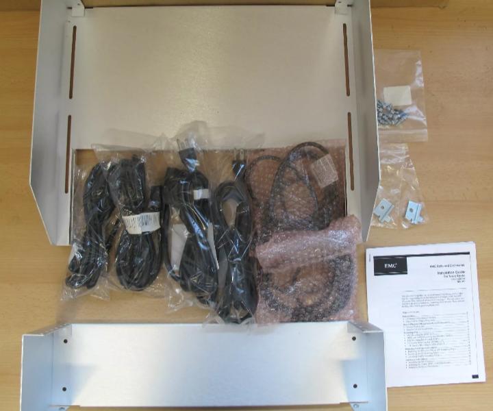 5048003 EMC2 DAE2 CX200 4Y111