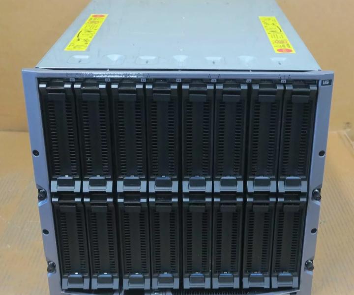 16-Slot M1000e