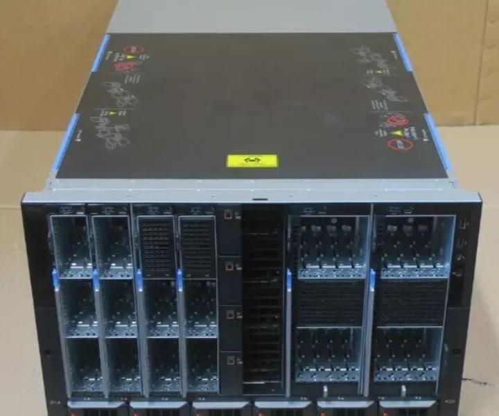 8-Slot MX7000 MX740c MX750c MX840c