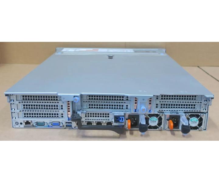 Six-Core 8-Bay R740 192GB