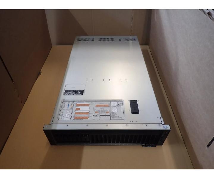 8-Bay R940 1536GB 600GB