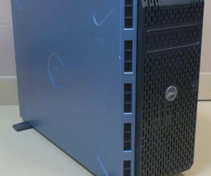Quad-Core E3-1260LV5 8-Bay T330 32GB