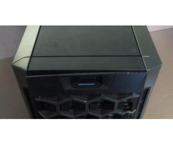 4-Core E-2244G 8-Bay T340 16GB