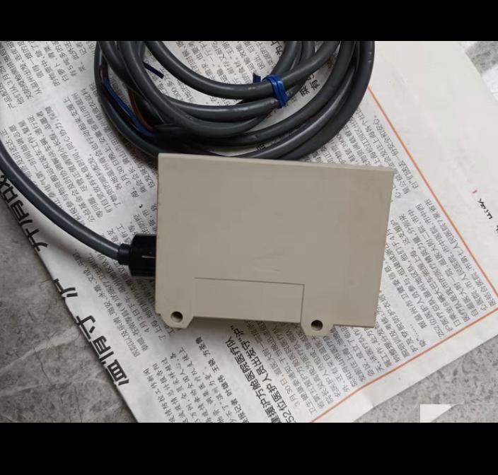 E4B-LS70E4 450 380