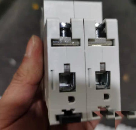 EATON FAZ-C3 2-S120VDC 3A Cat A 20