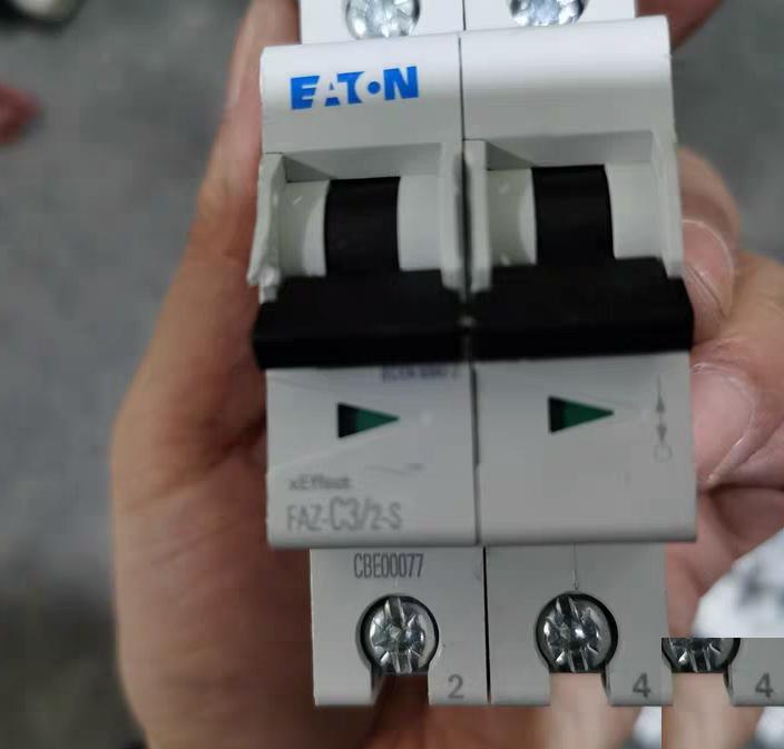 EATON FAZ-C3 2-S120VDC 3A Cat A 20