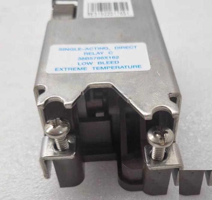 EMERSON 38B5786X122