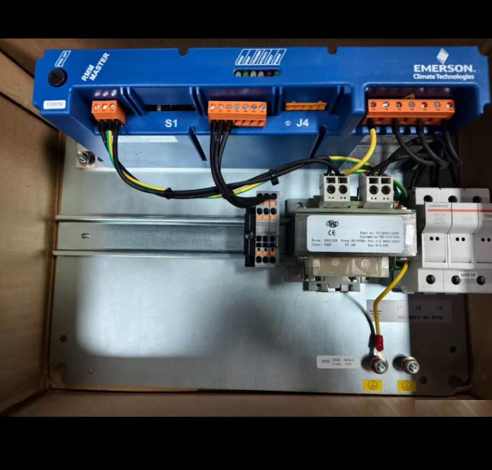 EMERSON RMM Master mkIV 8217-010 YORK L S TK Carrier