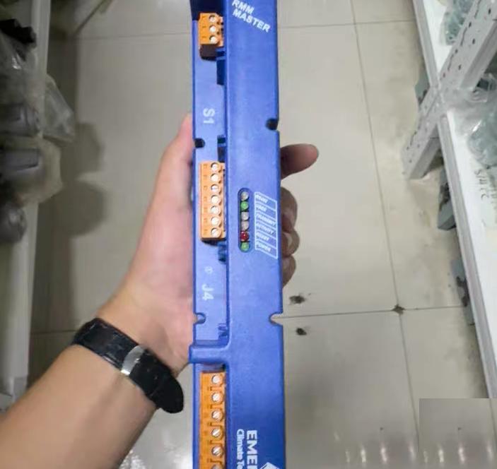 EMERSON RMM Master mkIV 8217-010 24-41V DC 40VA 50-60Hz