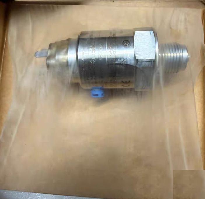 ENdress Hauser PMC21-10K6 0 -100-100m ba r 2 PMC21-1PC4 101 -200-200mbar1 PMC21-2JP1 115 -1-4bar 1