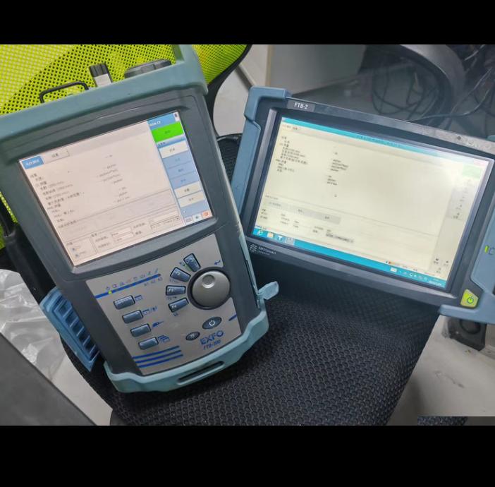 EXFO FTB-5700 CD PMD CD PMD 1 OPEX 2 3 4 5 Frost Sullivan 2014 FOTE CD PMD 1 10 Gbit s 40 Gbit s 100 Gbit s 2 3 CD EXFO FTB-5700 CD PMD CD PMD 1 OPEX 2 3 4 5 Frost Sullivan 2014 FOTE CD PMD 1 10 Gbit s 40 Gbit s 100 Gbit s 2 3 CD