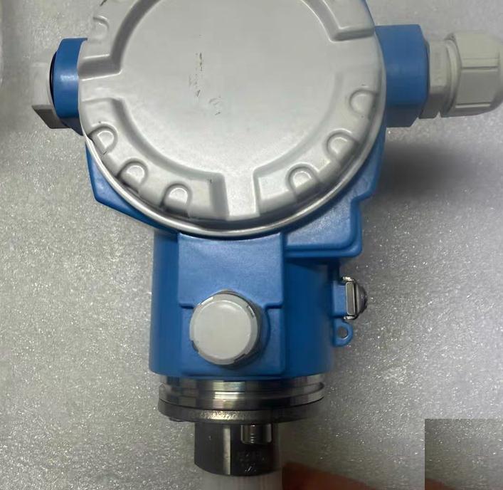 E H Endress Hauser PMC71--2X93 0 -100-100mbar PMC71-181M 1X2 -1000-1000mbar 11 5-48VDC