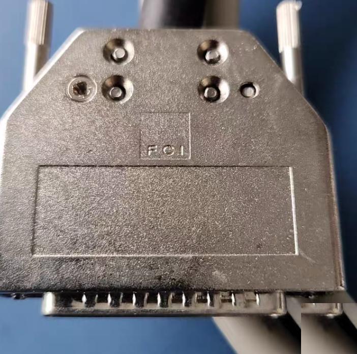 FCI 25 25 Amphenol Communications Solutions 8655MH Series Die Cast Zinc Straight D-Sub Backshell 25 Way Strain ReliefAmphenol FCI 8655MH 25 D-sub 8655MH2511LF