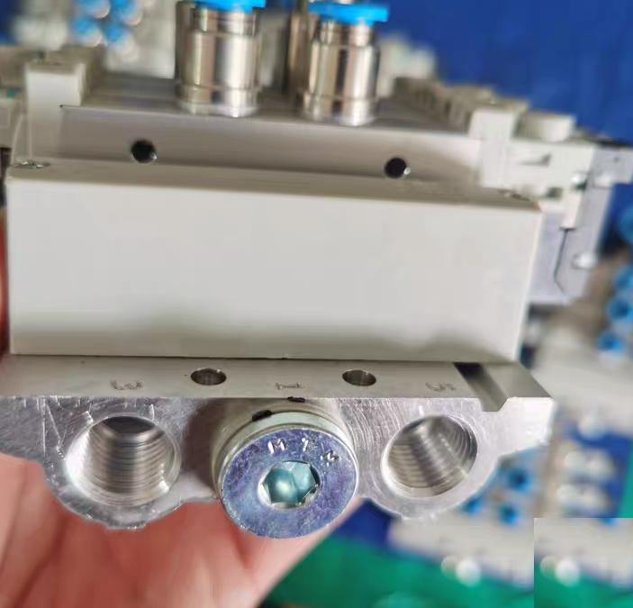 FESTO VUVG-LK14-B52-T-G18-1P3 572230 10