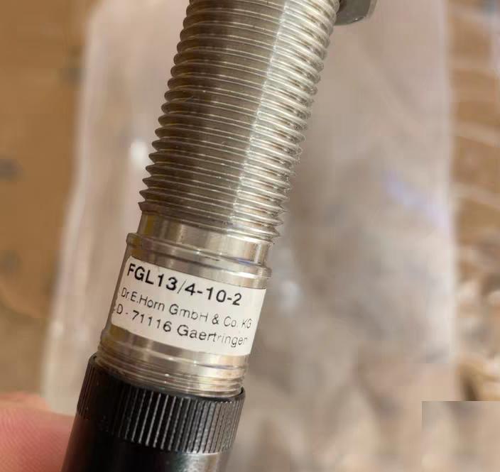 FGL13 4-10-2