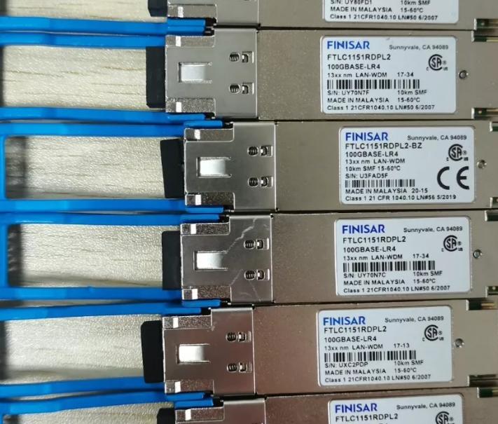 FTLC1151RDPL2-BZ QSFP-100G-LR4 FTLC1151RDPL2 1310nm 10km