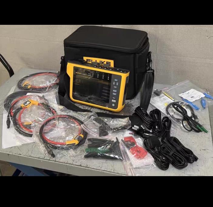 FLUKE 1775 CAT II 1000V CAT III 600V CAT IV 300V 6 000 A