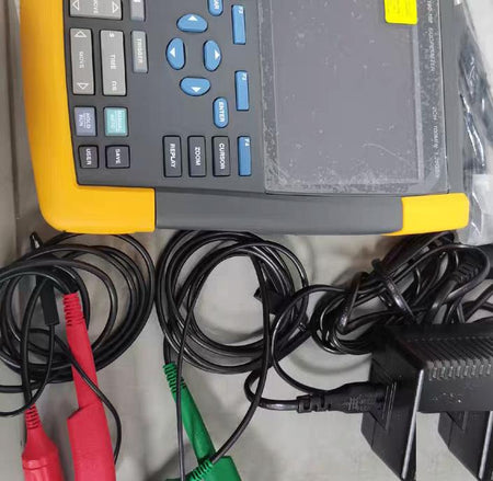 FLUKE 190-102 100mhz