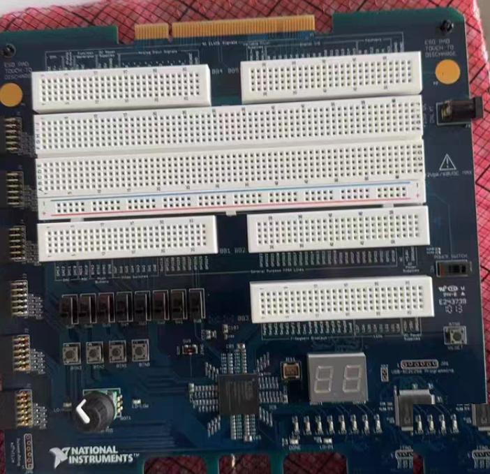 FPGA NI ELVIS II 100MS s