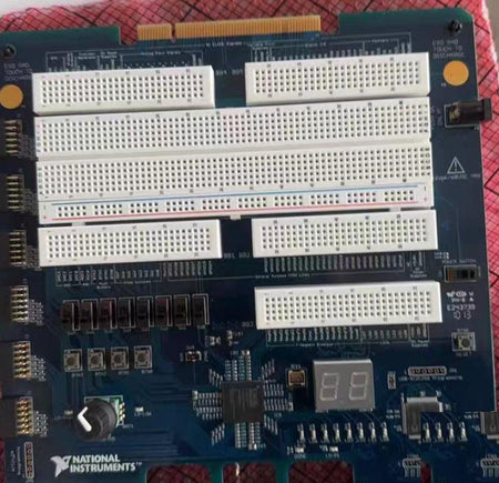 FPGA NI ELVIS II 100MS s